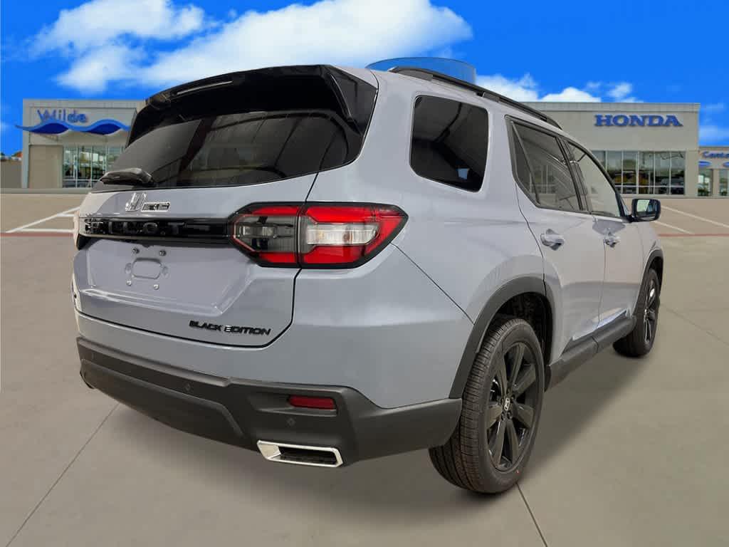 new 2025 Honda Pilot car, priced at $52,376