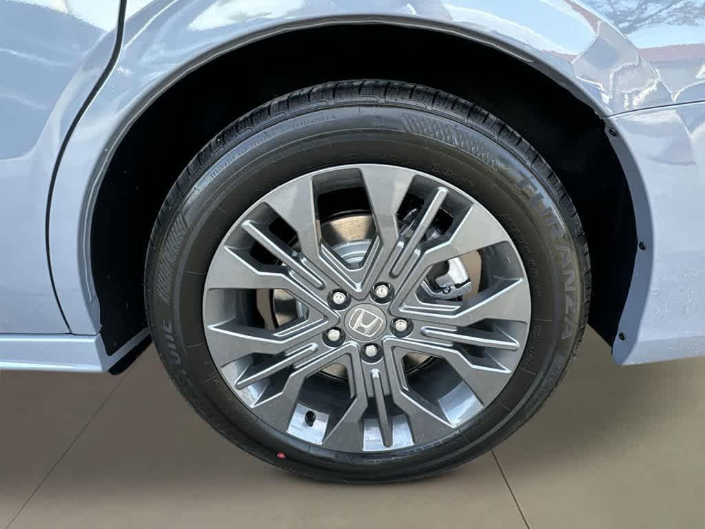 new 2026 Honda Odyssey car, priced at $46,806