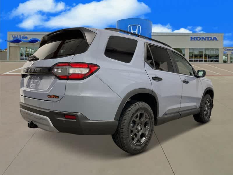 new 2025 Honda Pilot car, priced at $49,088