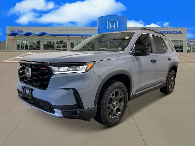 new 2025 Honda Pilot car, priced at $49,088
