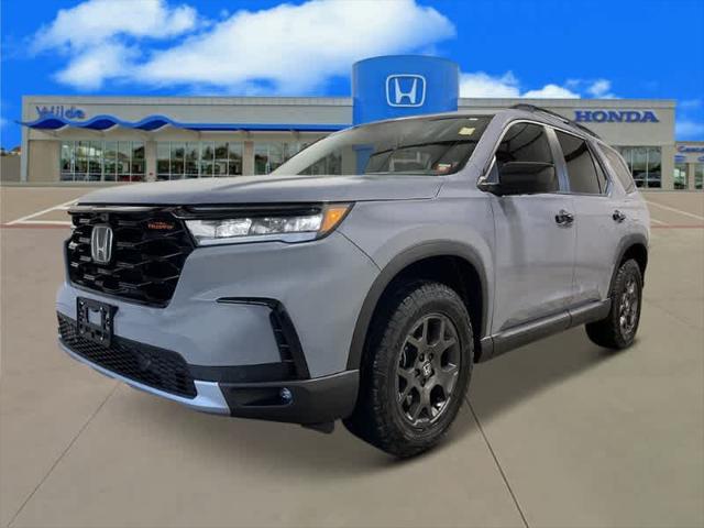 new 2025 Honda Pilot car, priced at $49,930