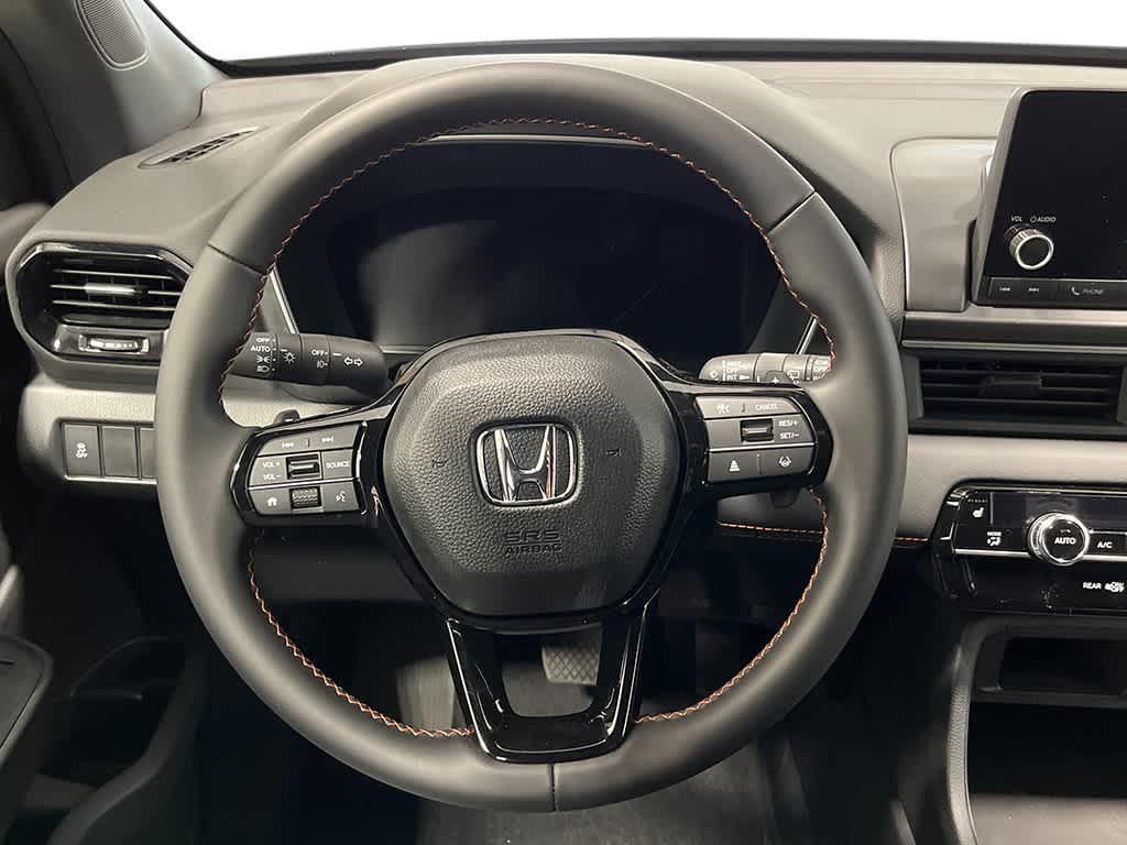 new 2025 Honda Pilot car, priced at $42,954