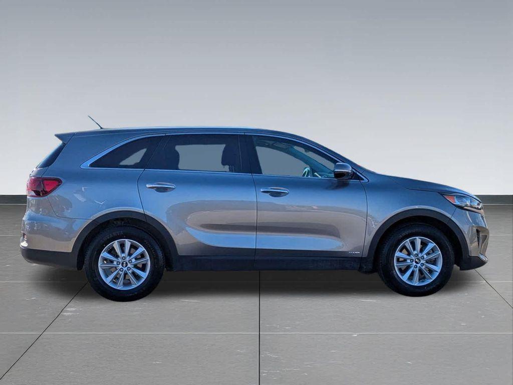 used 2019 Kia Sorento car, priced at $15,412