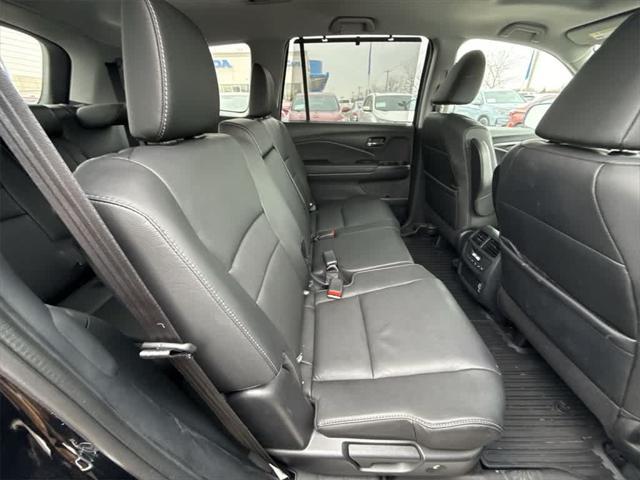 used 2022 Honda Pilot car, priced at $36,211