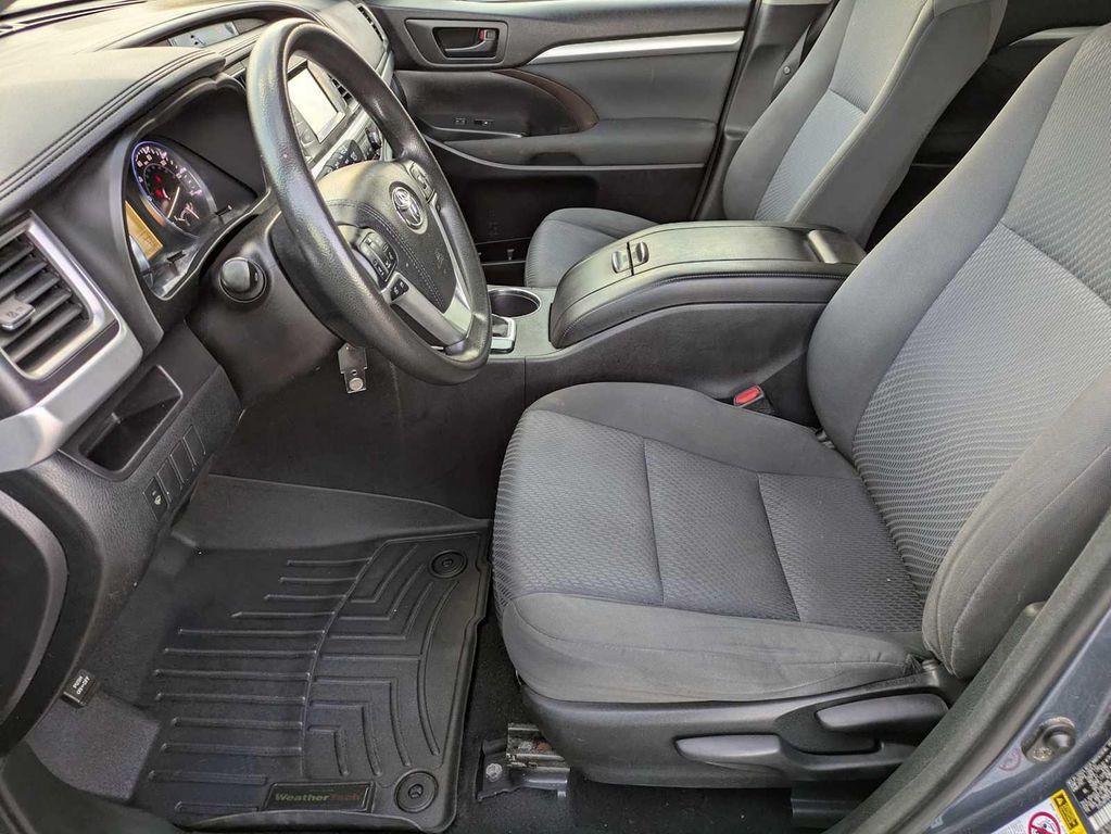 used 2015 Toyota Highlander car, priced at $15,719