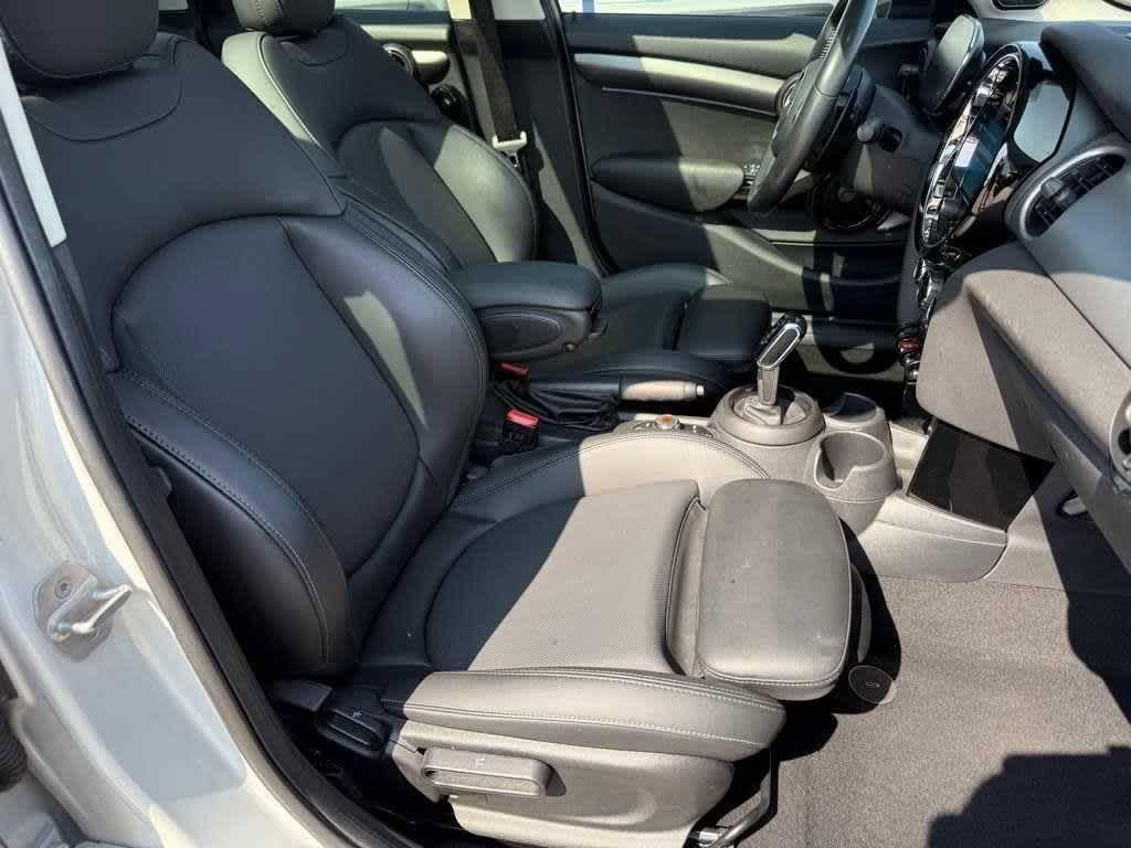 used 2022 MINI Hardtop car, priced at $23,550