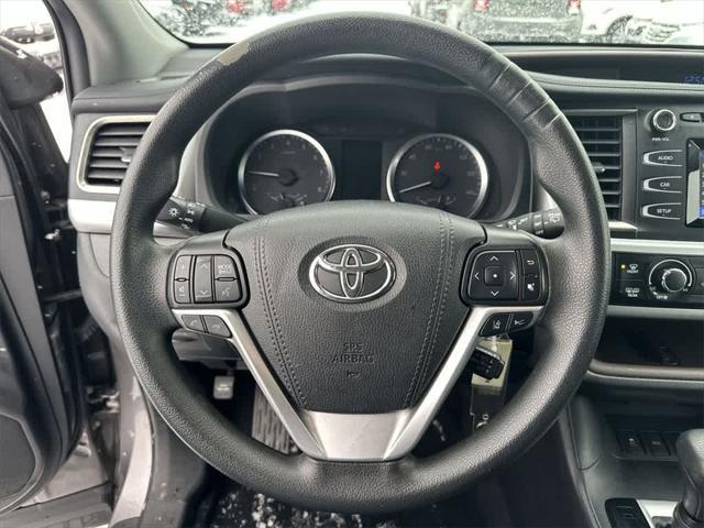 used 2019 Toyota Highlander car, priced at $25,439