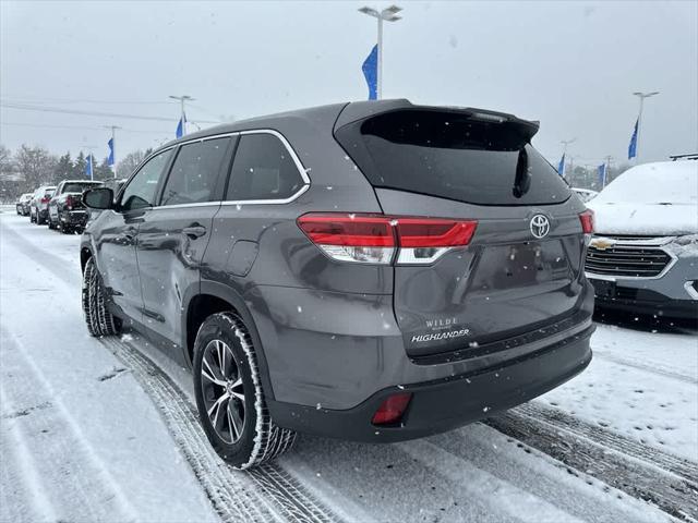 used 2019 Toyota Highlander car, priced at $25,439