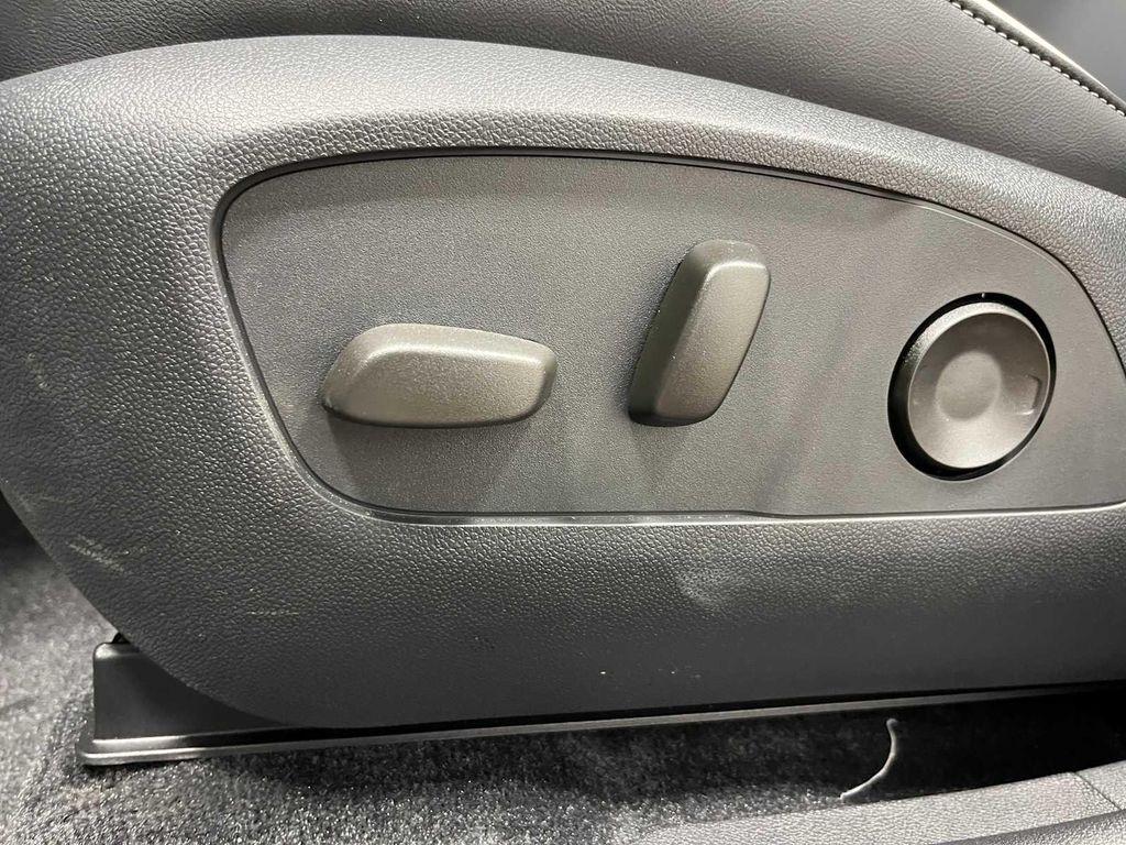 new 2025 Honda Prologue car, priced at $52,510