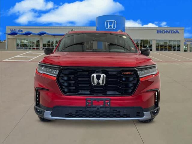 new 2025 Honda Pilot car, priced at $49,286