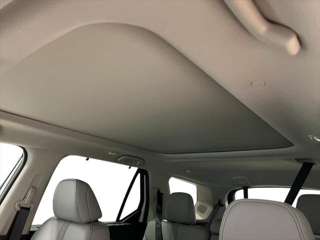 new 2025 Honda Pilot car, priced at $48,252