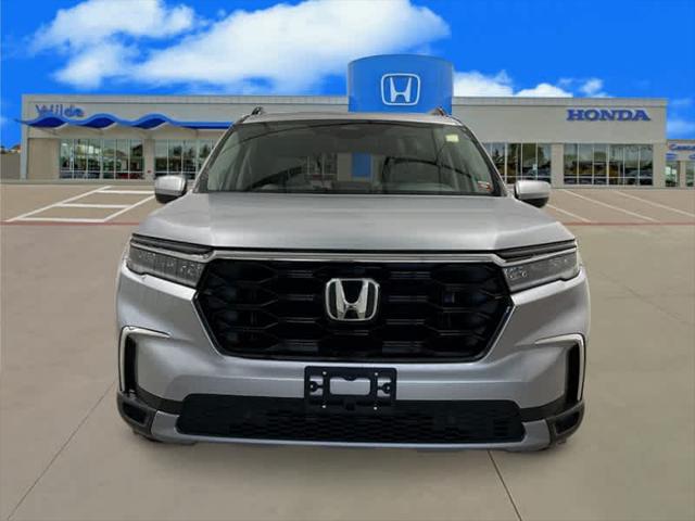 new 2025 Honda Pilot car, priced at $48,252