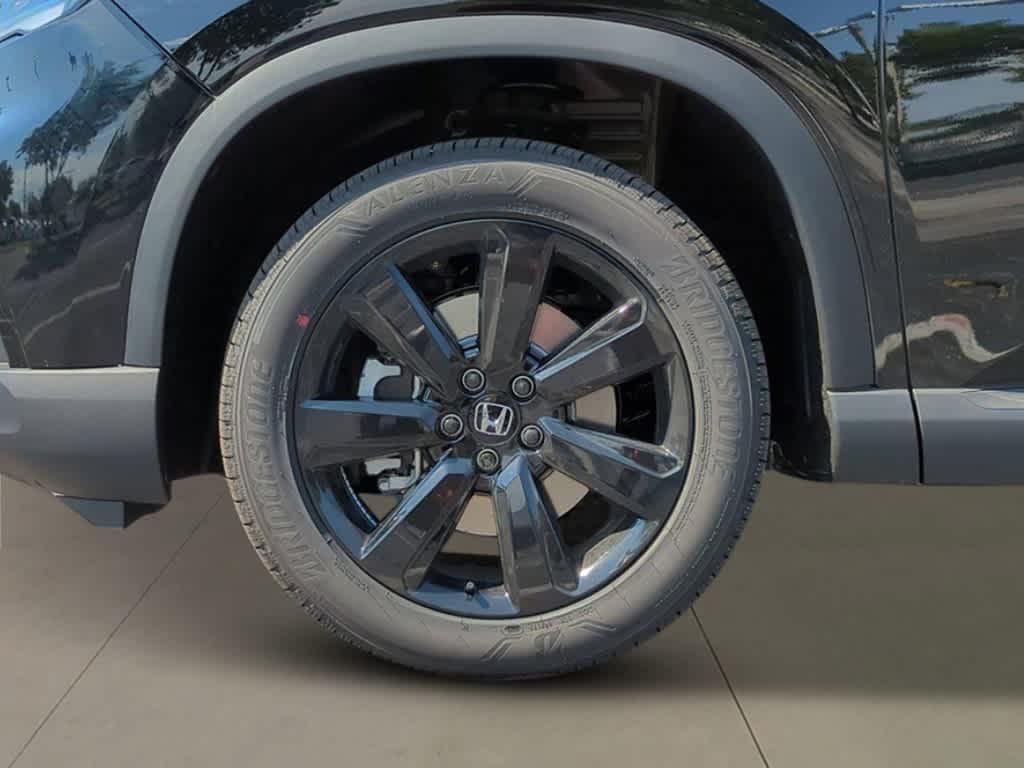 new 2025 Honda Pilot car, priced at $57,575