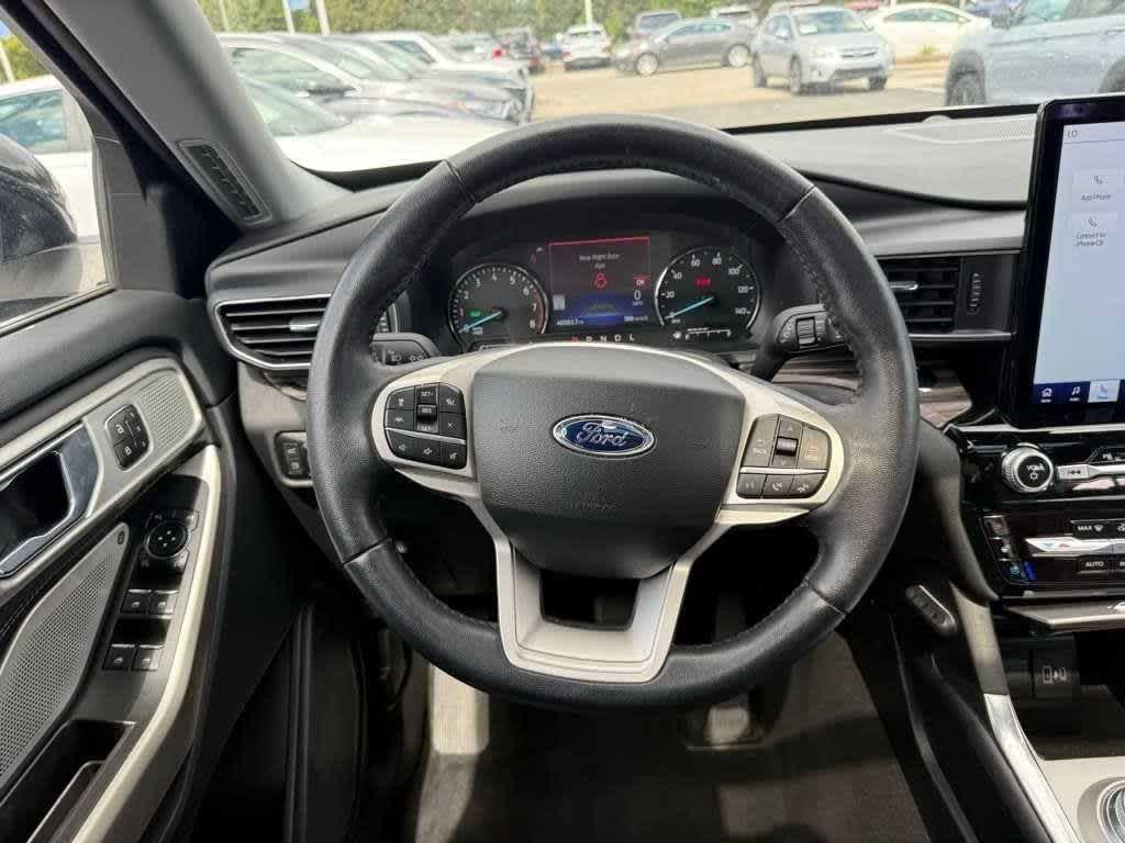 used 2023 Ford Explorer car, priced at $35,999