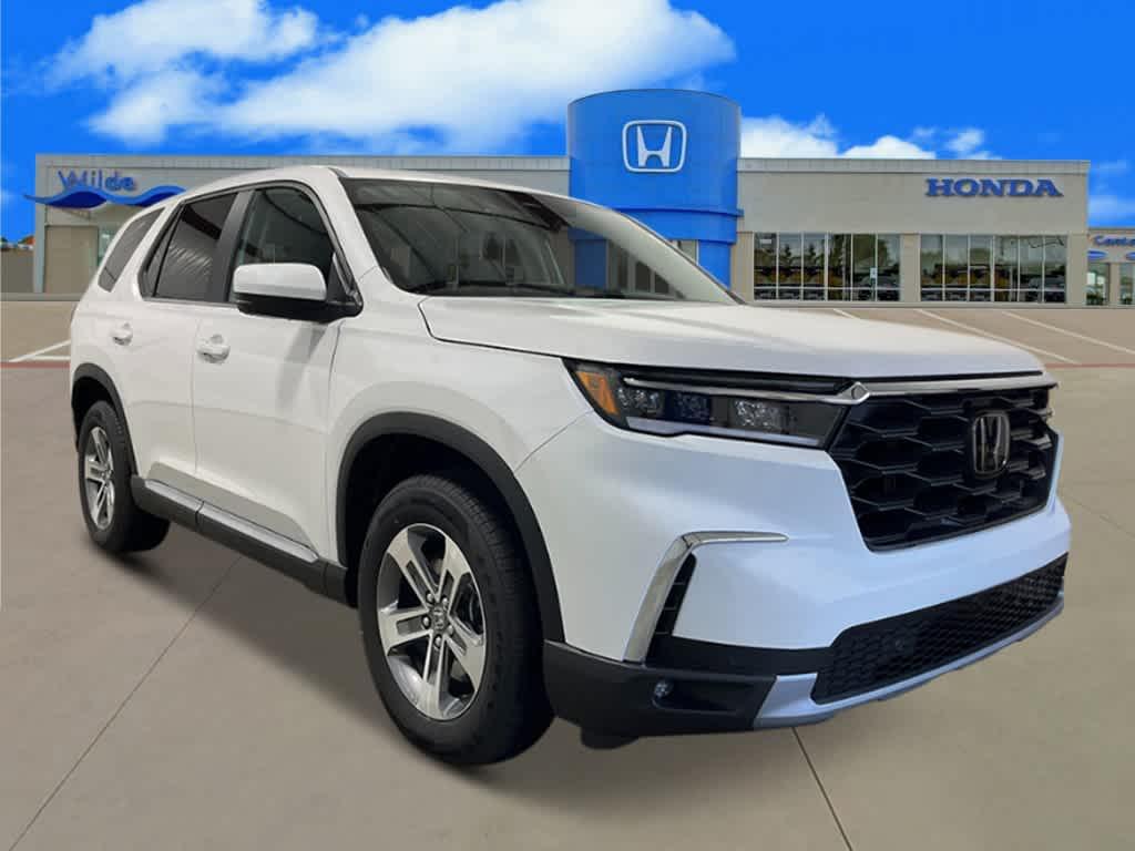 new 2025 Honda Pilot car, priced at $45,295