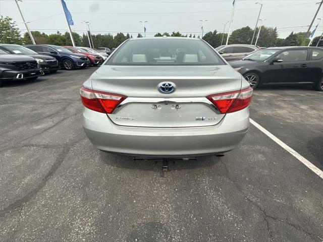 used 2016 Toyota Camry Hybrid car, priced at $15,111