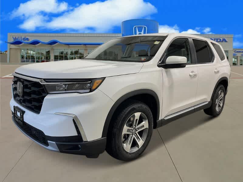new 2025 Honda Pilot car, priced at $45,842