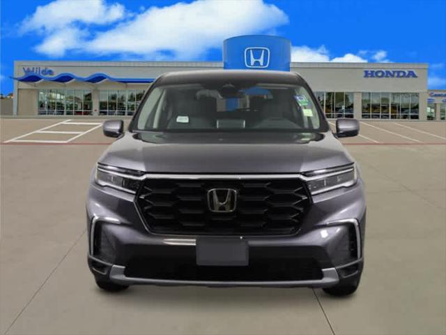 new 2025 Honda Pilot car, priced at $47,745