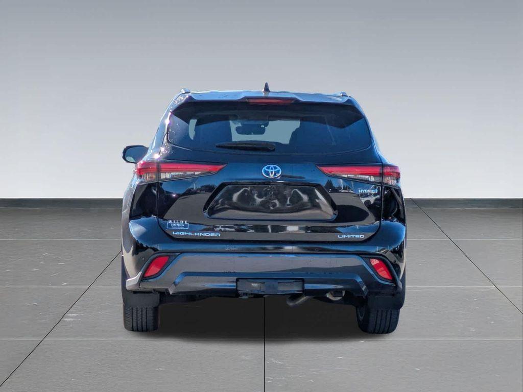 used 2021 Toyota Highlander Hybrid car, priced at $40,445