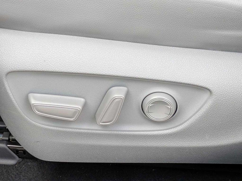 used 2021 Toyota Highlander Hybrid car, priced at $40,445