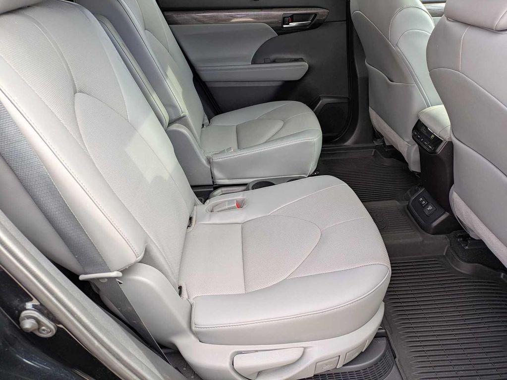 used 2021 Toyota Highlander Hybrid car, priced at $40,445