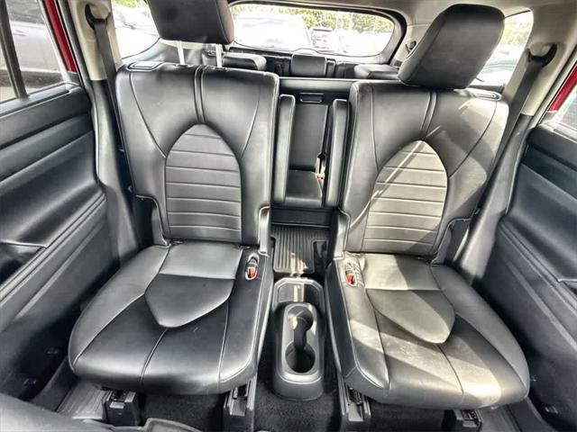 used 2022 Toyota Highlander car, priced at $37,779