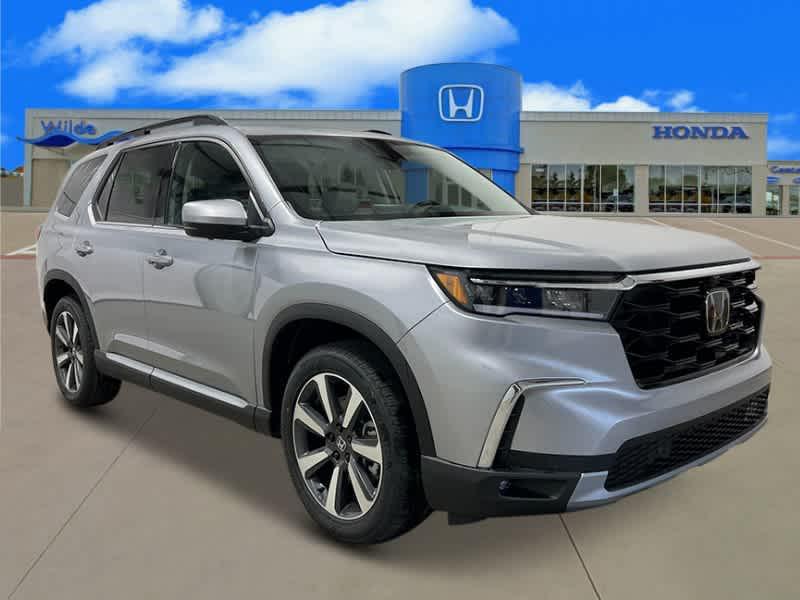 new 2025 Honda Pilot car, priced at $56,075