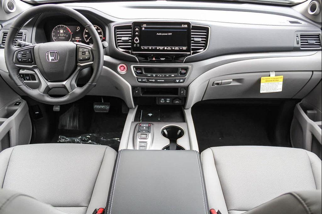 new 2025 Honda Ridgeline car, priced at $42,337