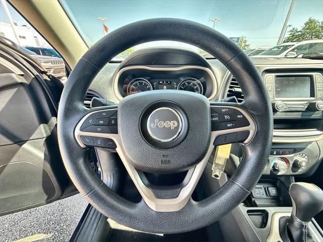 used 2015 Jeep Cherokee car, priced at $13,485