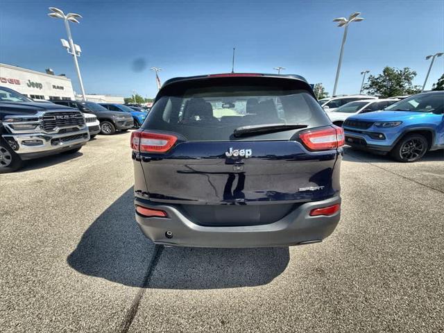 used 2015 Jeep Cherokee car, priced at $13,485
