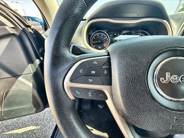 used 2015 Jeep Cherokee car, priced at $13,485
