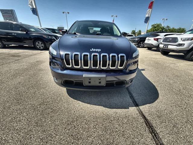 used 2015 Jeep Cherokee car, priced at $13,485