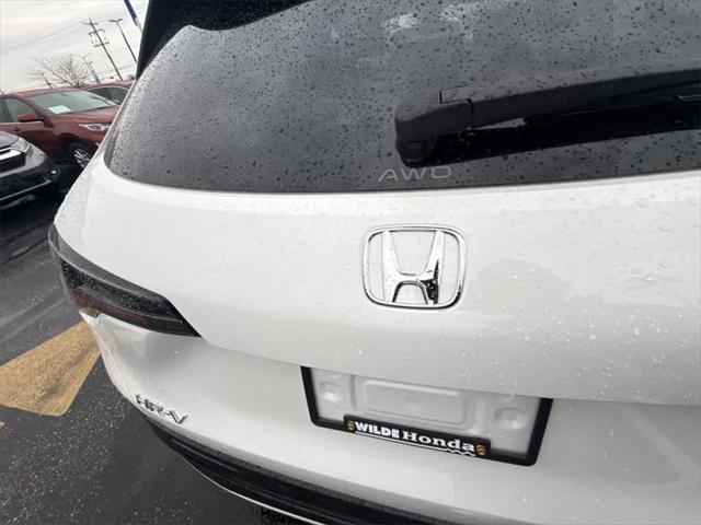 used 2025 Honda HR-V car, priced at $31,596