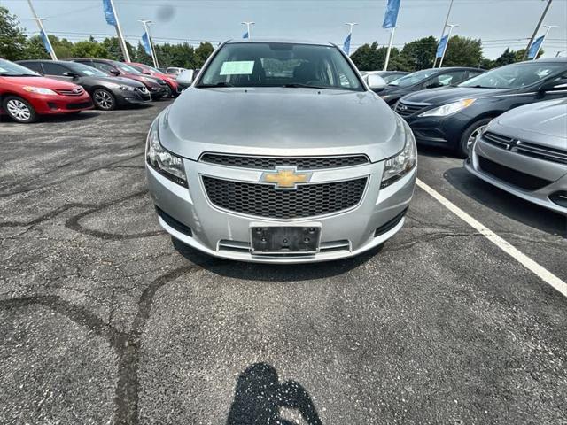 used 2014 Chevrolet Cruze car, priced at $6,500