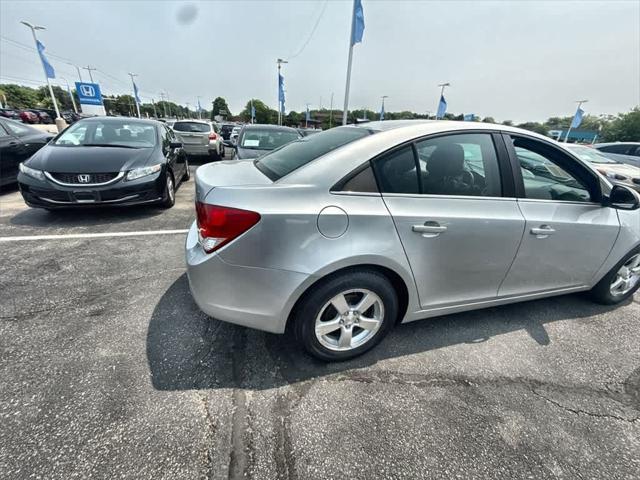 used 2014 Chevrolet Cruze car, priced at $6,500