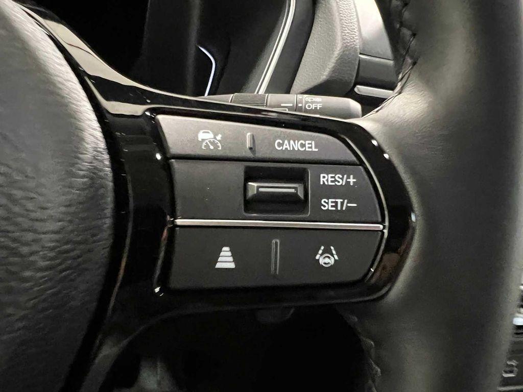 new 2025 Honda Pilot car, priced at $45,415