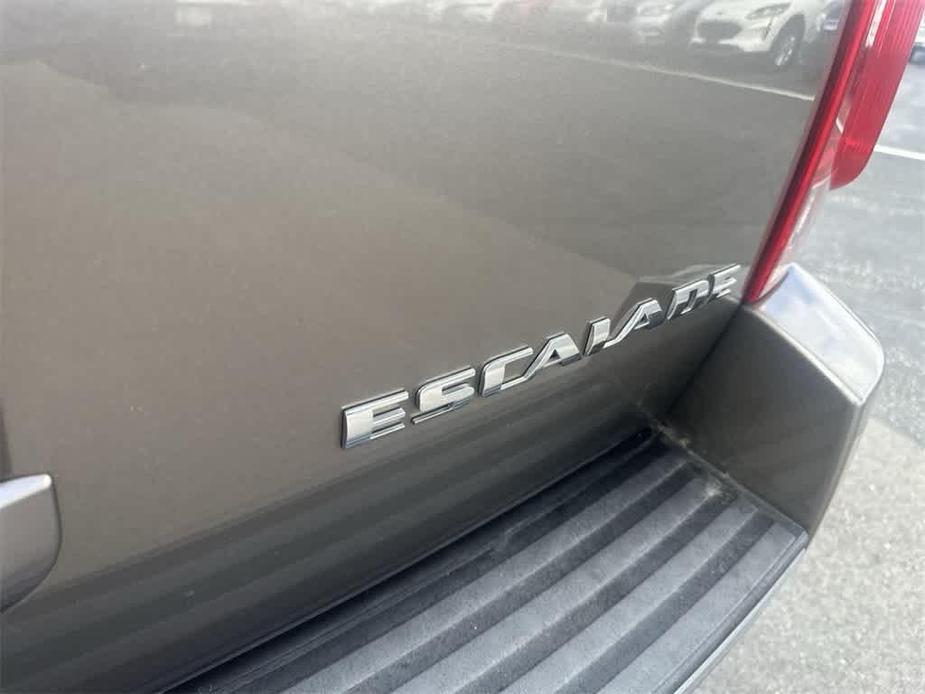 used 2012 Cadillac Escalade car, priced at $15,676