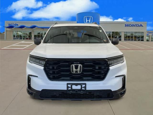 new 2025 Honda Pilot car, priced at $42,539