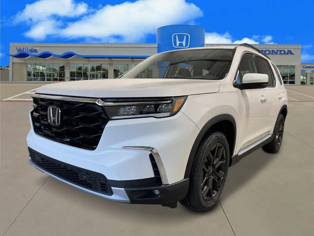 new 2025 Honda Pilot car, priced at $49,516