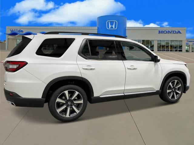 new 2025 Honda Pilot car, priced at $54,985