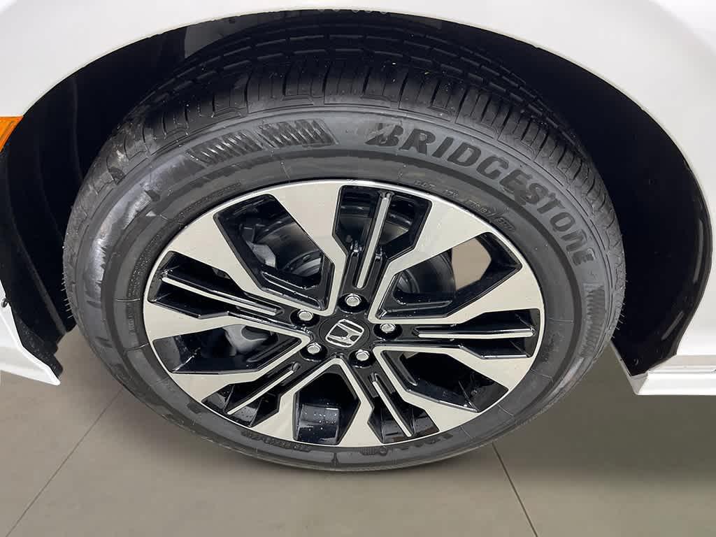 new 2026 Honda Odyssey car, priced at $50,424