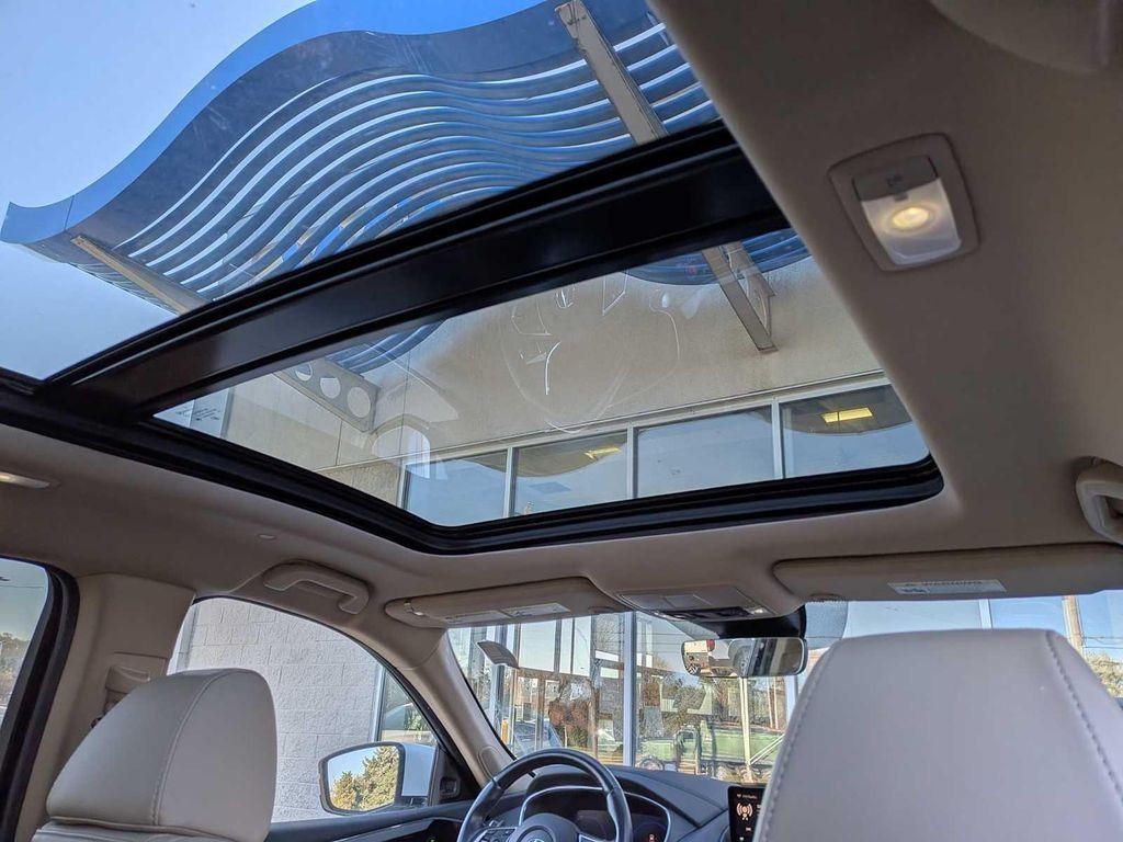 used 2023 Acura MDX car, priced at $43,899