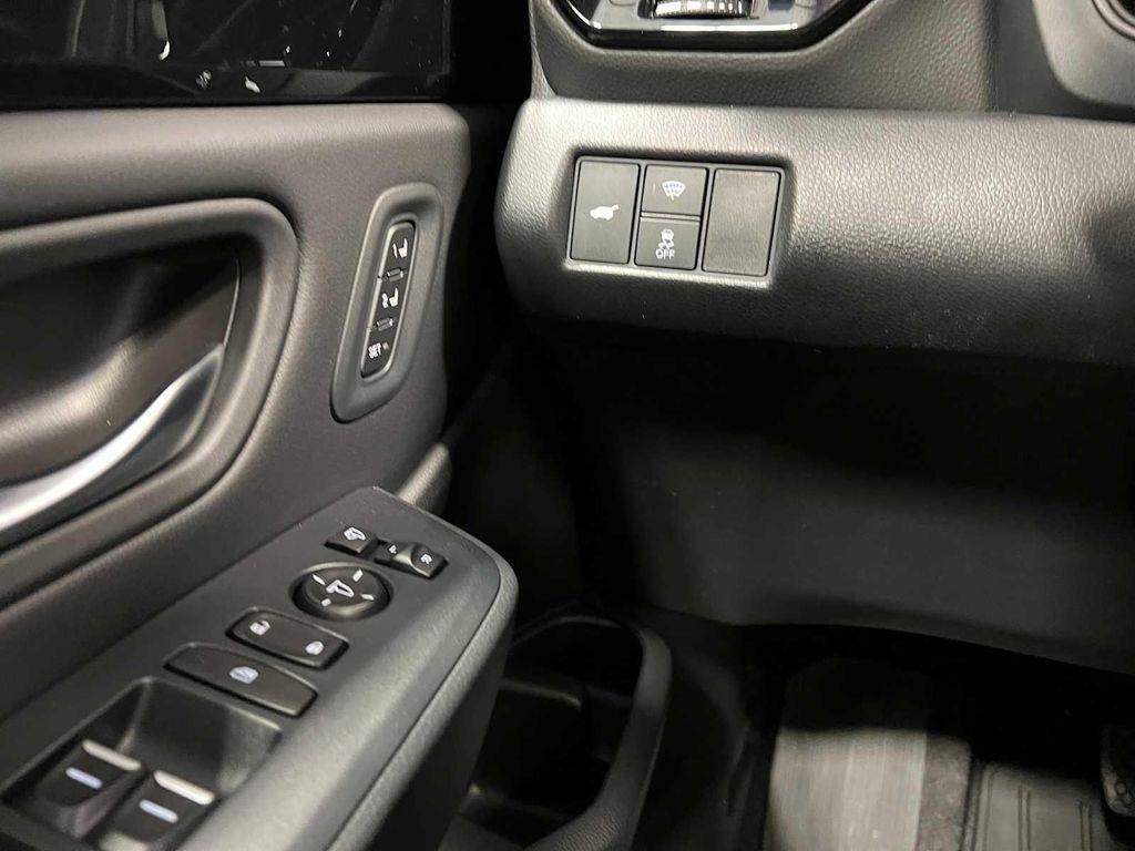 new 2025 Honda Pilot car, priced at $48,814