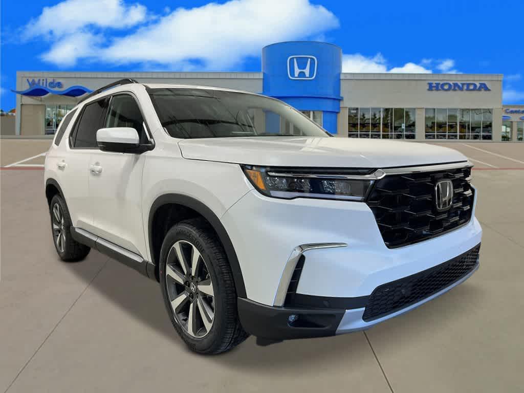 new 2025 Honda Pilot car, priced at $48,303