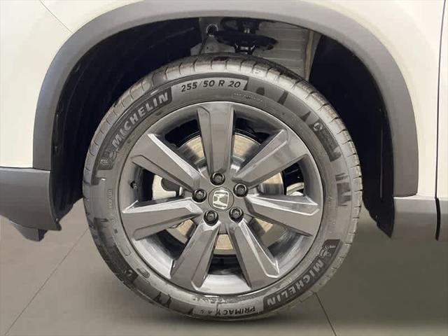 new 2025 Honda Pilot car, priced at $42,539