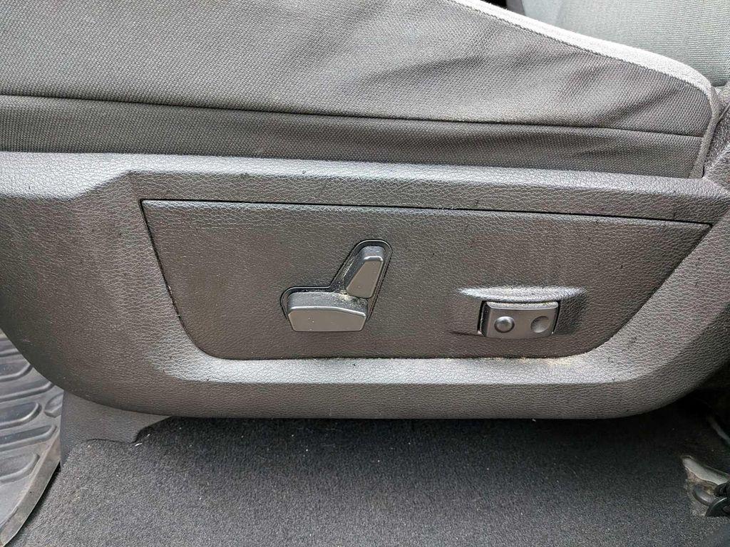 used 2022 Ram 1500 Classic car, priced at $25,777