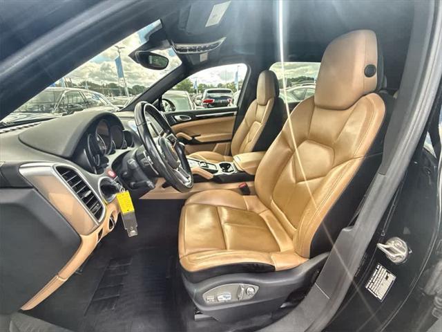 used 2016 Porsche Cayenne car