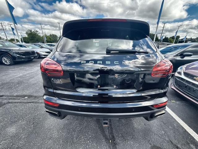 used 2016 Porsche Cayenne car