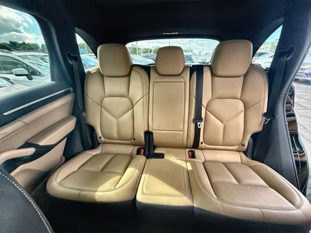 used 2016 Porsche Cayenne car