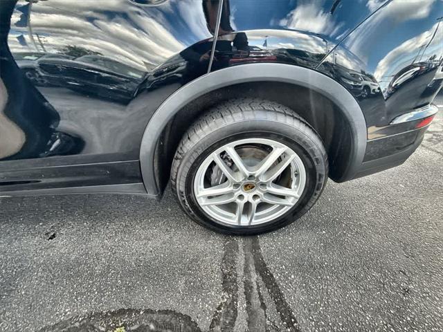 used 2016 Porsche Cayenne car
